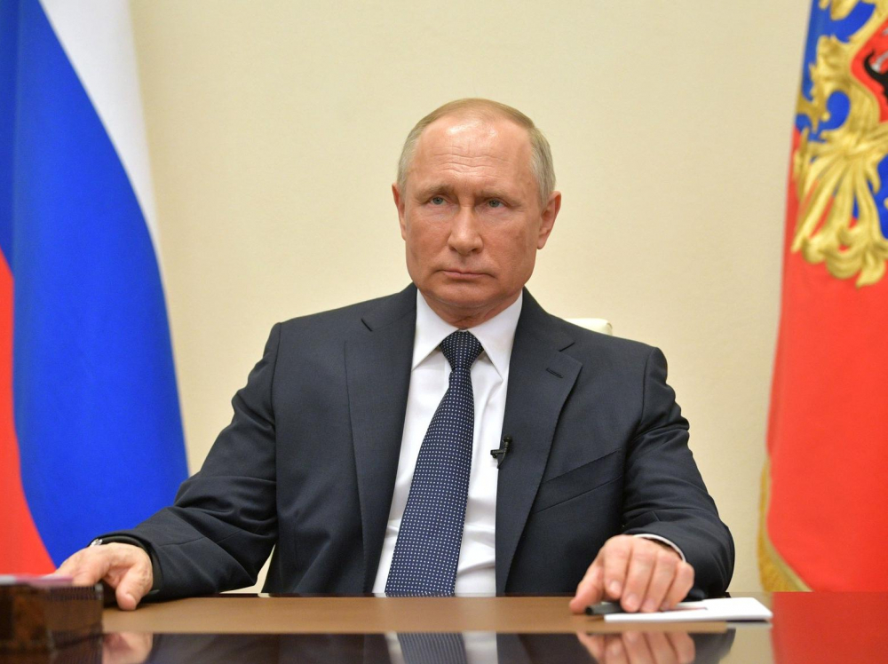Владимир Путин подписал новые поправки в УК о дезертирстве и сдаче в плен
