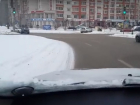 Автомобилист показал, во что превращаются неочищенные дороги в Воронеже