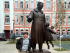 «Первый в России и единственный в мире»: Станислав Садальский восхитился памятником Самуилу Маршаку в Воронеже