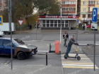 Электросамокат против «девятки»: бой, который закончился ещё до старта в Воронеже