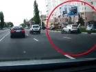 Жестокое нападение на хозяйку дорогой иномарки в центре Воронежа попало на видео