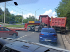 Автомобилисты попали в двухкилометровую западню из-за ДТП на выезде из Воронежа 
