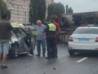 Грузовик перевернулся на Московском проспекте в Воронеже