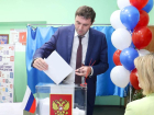 На выборах депутатов Госдумы проголосовал мэр Воронежа Сергей Петрин