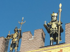 Воронежский «Камелот» с бойницами и рыцарями украсил улицу Краснознаменную