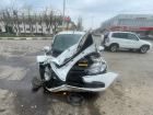 Момент страшного столкновения двух автомобилей попал на видео в Воронежской области