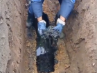 Отвратительный сюрприз достали из трубы воронежские коммунальщики
