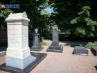 Стало известно, когда отремонтируют могилы Кольцова и Никитина в Воронеже