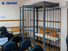 Подозреваемый в поджогах мужчина угрожал полицейскому убийством в Воронежской области