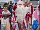 Дед Мороз из Великого Устюга попал на видео на площади Ленина Воронежа