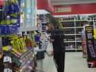Самого милого покупателя заметили в воронежском магазине 