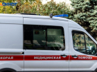 Разнорабочий получил тяжелые травмы, когда упал с высоты 3,5 метра в Воронежской области