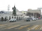 Лихая авария с двумя иномарками попала на видео в центре Воронежа