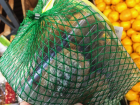 «Все протухшее и жутко воняет!» - жители Воронежа пожаловались на ужасные фрукты в супермаркете 