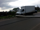 В воронежском Малышево «Газель» снесла фонарный столб