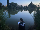 Тело мертвой 29-летней женщины достали из пруда под Воронежем