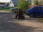 Опасные катания на квадроцикле устроили трое детей в райцентре под Воронежем