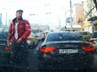 Полиция оштрафовала «мажора» со столичными номерами, устроившего разборки в Воронеже