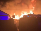 Опубликовано видео мощного пожара в промышленной зоне Воронежа 