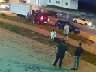 Пьяный водитель снёс двух человек во дворе воронежского ЖК, его поймали гражданские