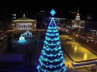 Потрясающе украшенный к Новому году Воронеж сняли на видео с высоты птичьего полета 