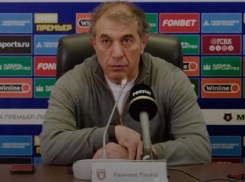 Едва не сошёл с ума тренер «Рубина» в конце игры с воронежским «Факелом»