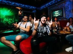 В Воронеже снова боролись за звание самой поющей компании города