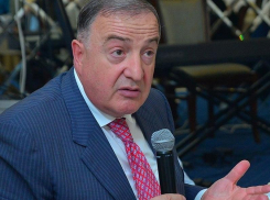 ЦБ пожаловался в полицию на банк оскандалившегося на выборах в Воронеже Арсамакова