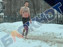 Опубликовано фото и видео предполагаемого убийцы девушки, чье связанное тело нашли у мусорки в Воронеже  