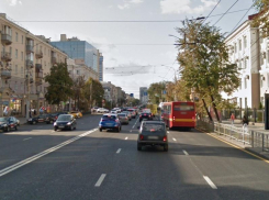 Платные парковки на Плехановской заменят выделенками для автобусов, за выезд на которые будут штрафовать