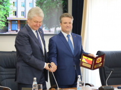 Мэр Воронежа Кстенин пообещал лично контролировать ремонт дорог