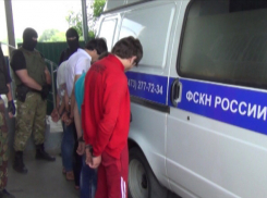 В Воронеже наркополицейские поймали иностранцев-драгдилеров (ФОТО)