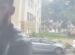 Ужасы ночи на Кольцовской: кто терроризирует жителей многоэтажки в Воронеже?