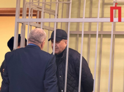 Адвоката Жеребятьева, который хотел за 3 млн рублей «спасти» от тюрьмы подсудимого в Воронеже, отправили под домашний арест