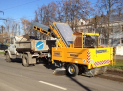 Улицы Воронежа будет убирать машина «Бродвей-Сеньер 2000» за 3,3 млн.руб.
