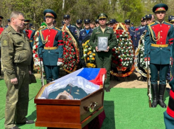 Как увековечат память погибшего на СВО офицера Минобороны РФ Евгения Половодова в Воронеже