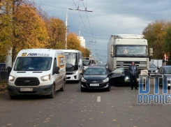 8-балльные пробки парализовали движение в Воронеже