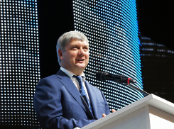 «Если Александр Гусев не выйдет из тени, его съест оппозиция, СМИ, и на этом его карьера завершится»