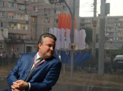 Ко Дню города мэрия Воронежа намерена купить еще более 1700 флагов