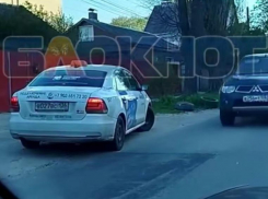 Хитрых таксистов, объезжающих пробки, сняли на видео в Воронеже 