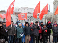 Митинг памяти жертв расстрела Дома Советов проведут воронежские коммунисты