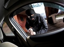 В Воронеже будут судить банду, торговавшую угнанными машинами