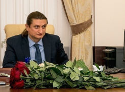 Депутат Госдумы Сергей Чижов поздравил воронежских женщин с 8 Марта