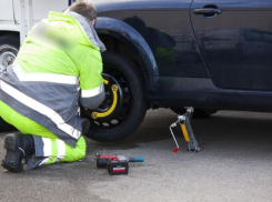 Как позвать «дорожного братишку», который спасет вас при внезапной поломке авто 