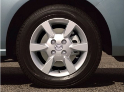 В Воронеже пьяный водитель иномарки сбил полицейского на пешеходной дорожке