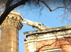 Почему падают старинные башни