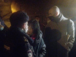 Полиция вмешалась в акцию «Выбора нет» против сноса зданий хлебозавода в центре Воронежа