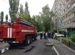 Дом с кипятком: воронежцы жалуются на прорыв коммунальных сетей