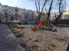 Подрядчика заставили исправить плохую работу во дворе дома в Воронеже 