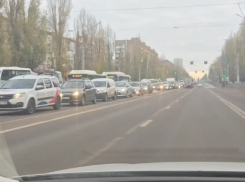 Пробка дня образовалась в Воронеже: и это не МП